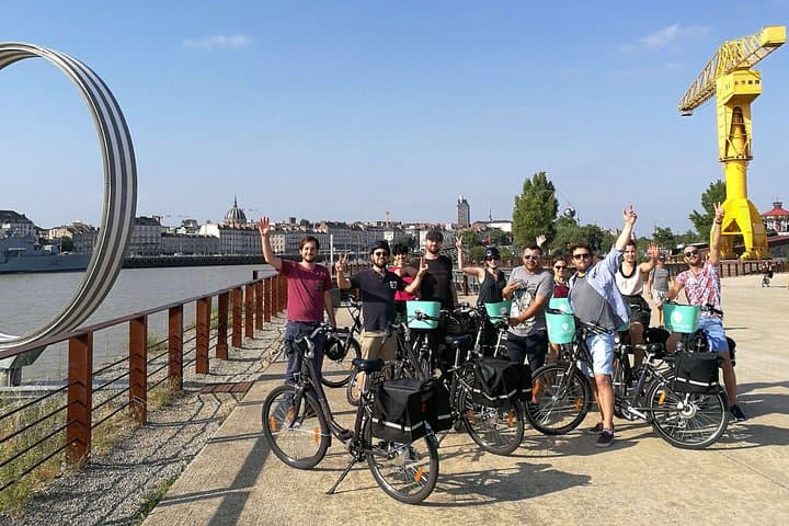 Panorama Electric Bike Tour of Nantes — City Sights & Île de Nantes photo 5