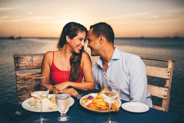 Aruba Sunset Cruise and Seaside Dinner: Sail, Sunset & Waterfront Seafood photo 5