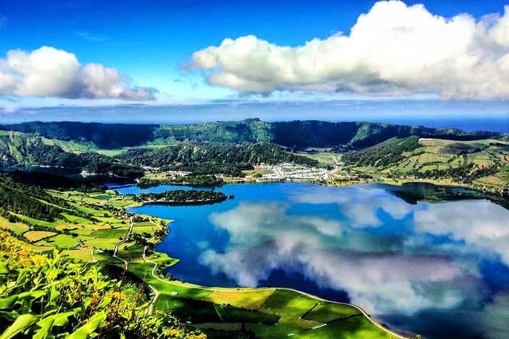 Sete Cidades Jeep Tour: Off-Road Crater Rim Adventure in São Miguel photo 6
