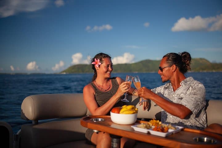 Private Sunset Lagoon Cruise with Slide in Bora Bora photo 3