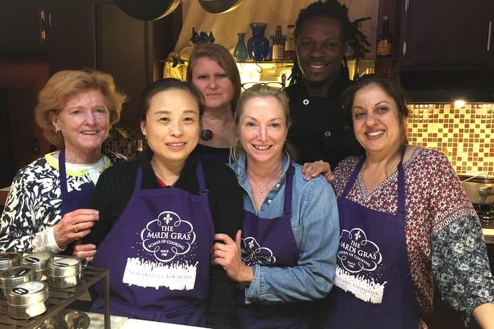 Hands-On Cajun Roux Cooking Class in New Orleans French Quarter photo 2
