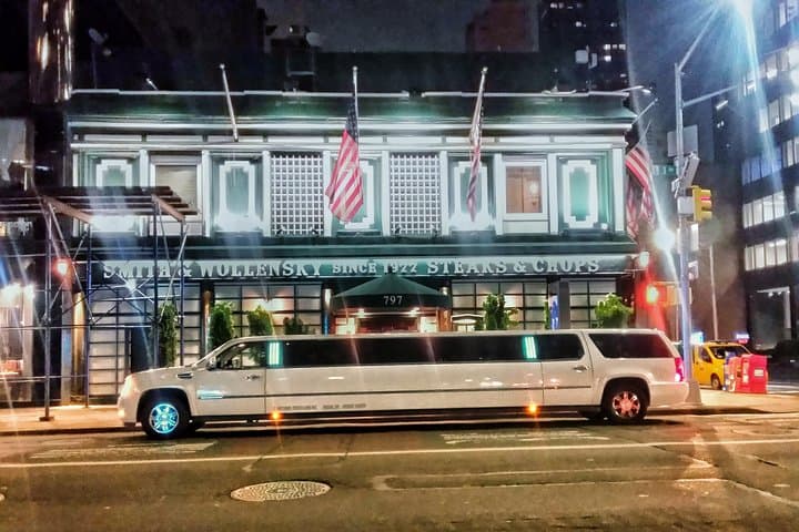 Manhattan Cadillac Escalade Sightseeing Tour — 3-Hour Private Limo Photo Tour photo 1