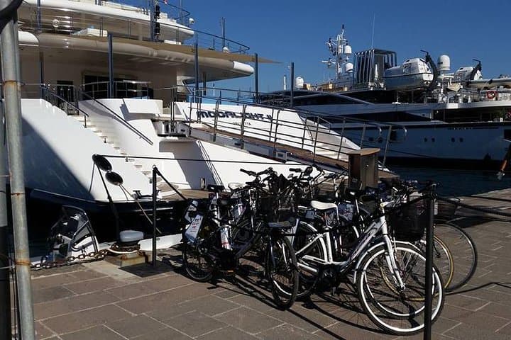 Bike the History of Ortigia and Neapolis: 4-Hour Guided Cultural Cycling Tour photo 2