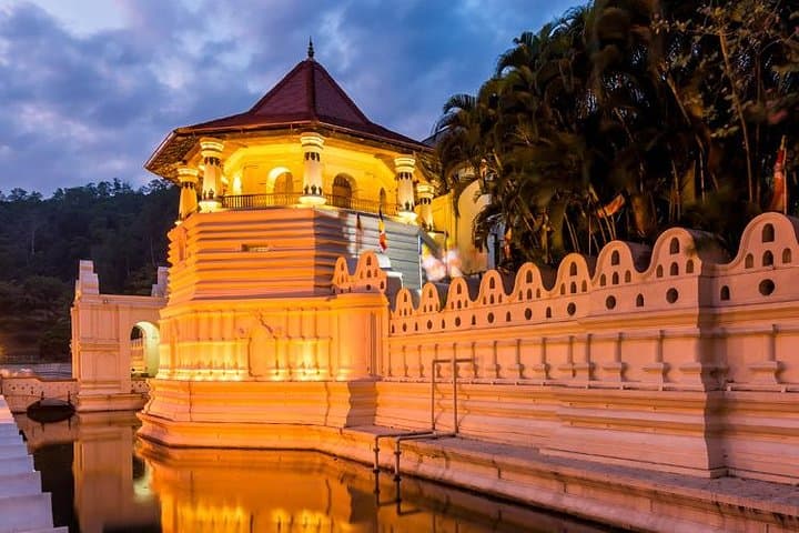 7-Day Sri Lanka Highlights: Sigiriya, Kandy, Nuwara Eliya to Mirissa photo 2