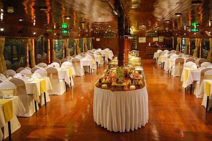 Dubai Marina Dhow Dinner Cruise: Skyline Buffet & Live Tanoura Show photo 5