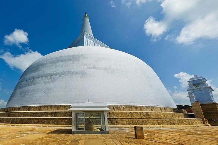 3-Day Cultural Triangle Tour from Colombo: Sigiriya, Anuradhapura & Polonnaruwa photo 2