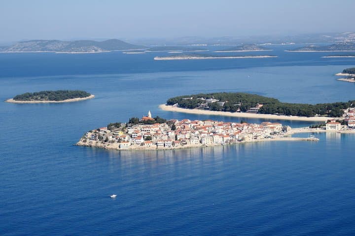 Early-Riser Day Trip: Primosten Beaches, Trogir Old Town & Dalmatian Lunch photo 5
