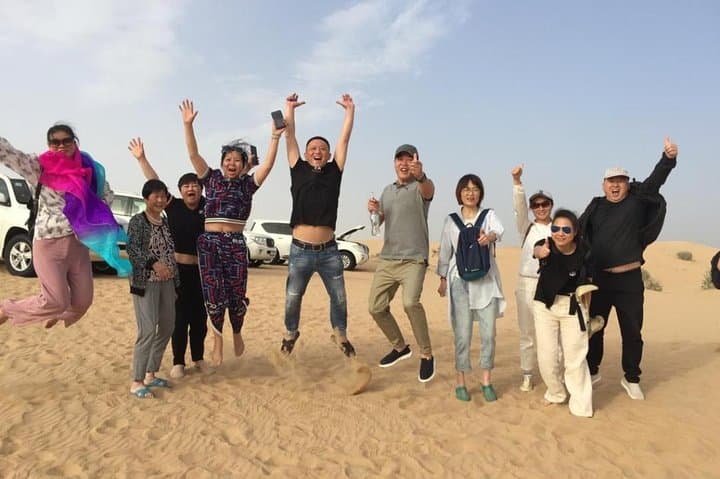 Dubai Desert Safari 4x4: Dune Bashing, Dinner & Live Shows photo 3