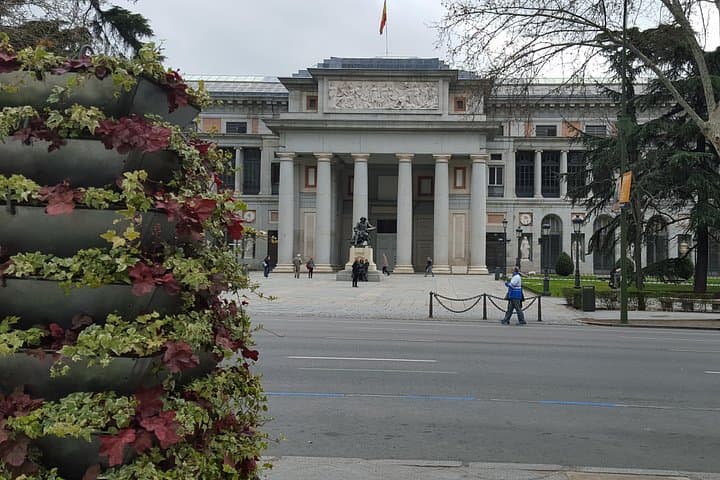 Private Prado Museum & Retiro Park Guided Tour — Skip-the-Line Madrid Art Walk photo 6