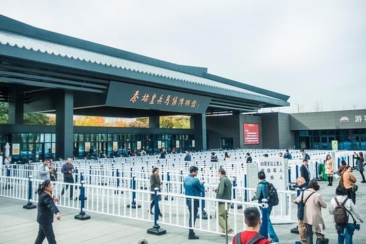 Private Xi'an Terracotta Warriors & Banpo Museum Day Tour with High-Speed Rail Drop-Off photo 1