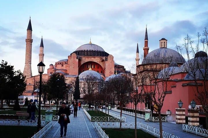 8-Day Private Tour: Istanbul, Troy, Ephesus & Pamukkale