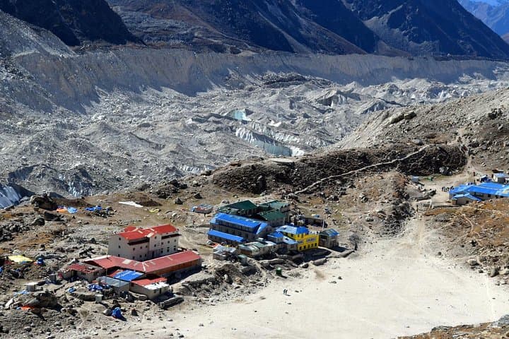 Everest Base Camp Trek with Helicopter Return — 8-Day Private Trek from Kathmandu photo 3