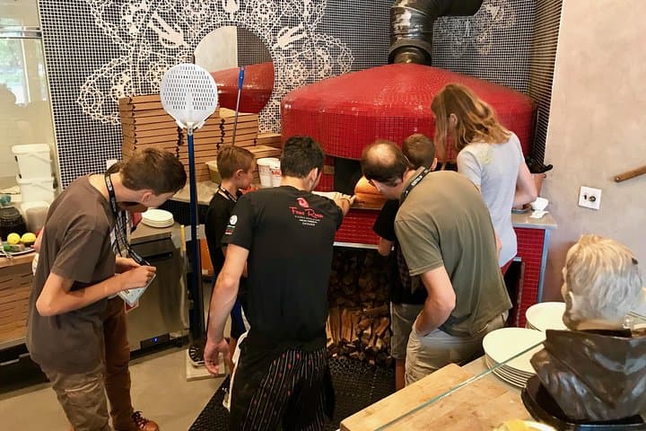 Chicago West Loop Pizza Crawl: 4-Stop Tasting Tour of the City's Pizza Styles photo 5
