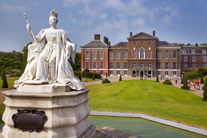 Kensington Palace Tickets: Explore the Royal State Apartments & Dress Codes Exhibition photo 3