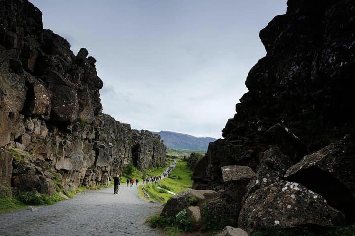 Iceland Doubleheader: Whale Watching in Faxaflói and the Golden Circle Day Tour photo 4