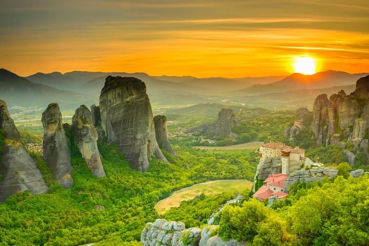 2-Day Delphi & Meteora Guided Tour from Athens — Tickets Included