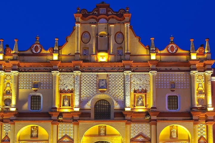 Chiapas to Mérida: 6-Day Maya Adventure Through Canyons, Waterfalls & Ruins photo 2
