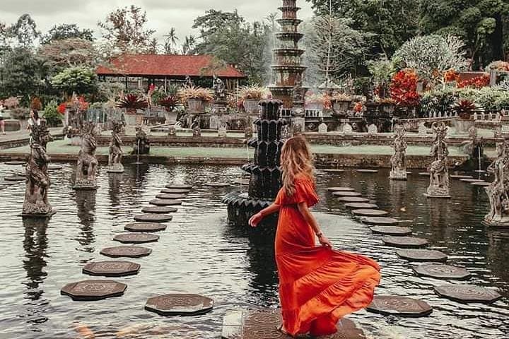 Bali's Most Instagrammable Day Tour: Lempuyang, Tirta Gangga & Tibumana Waterfall photo 5