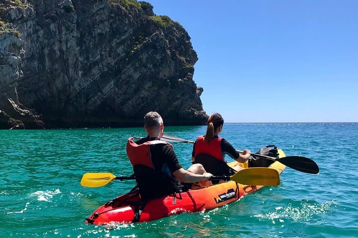 Sesimbra Kayak Adventure: Paddle Caves & Cliffs in Arrábida Natural Park photo 4