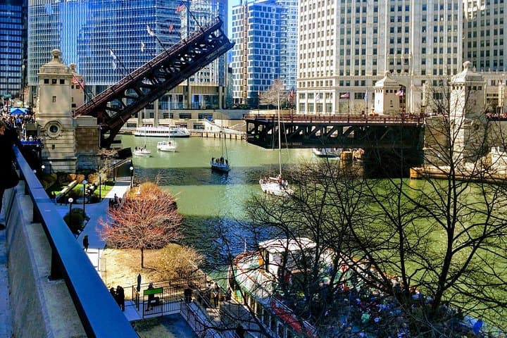 Chicago City Highlights Tour with Optional Architecture River Cruise photo 3