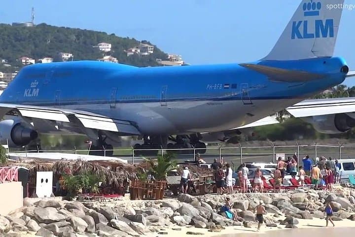 Maho Beach Jet Blast Tour — Plane-Spotting at Princess Juliana Airport photo 3