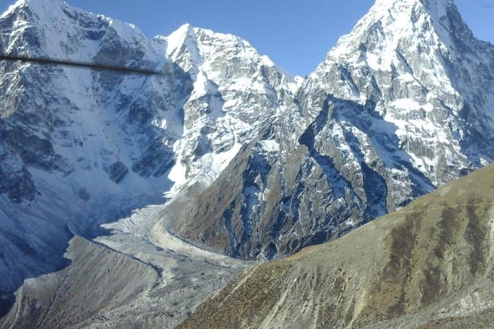 Everest Base Camp Trek with Helicopter Return — 8-Day Private Trek from Kathmandu photo 4