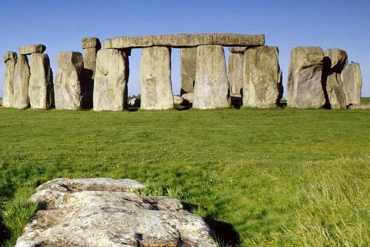 Early-Access Stonehenge and Bath Day Trip from London photo 2