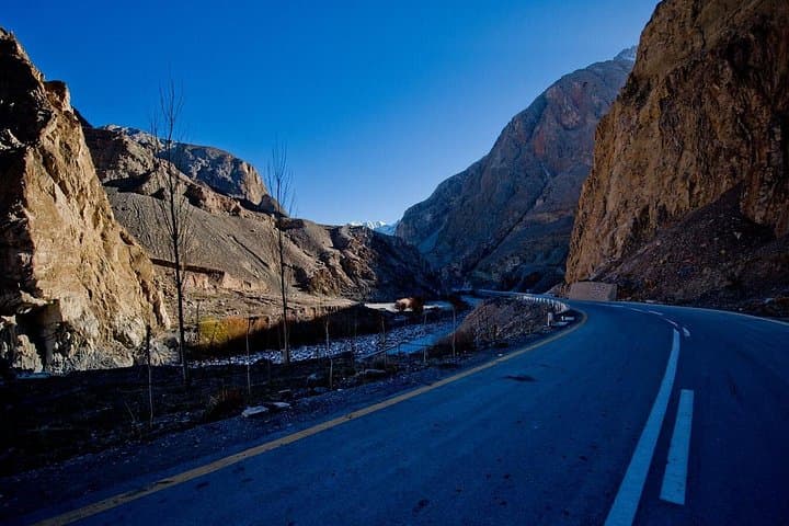 Karakoram Overland: China to Pakistan Road Journey (8–10 Days)