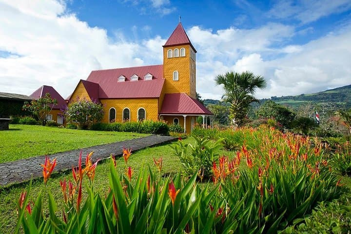 A Taste of Aquiares: 2-Hour Coffee & Community Tour photo 6