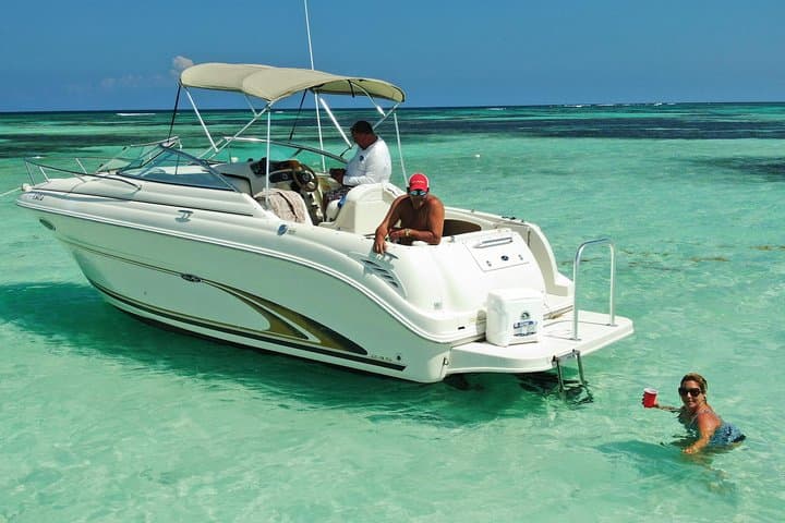 Private Sea-Ray Yacht: Snorkel the Reef and Sandbar at Juanillo Beach photo 3