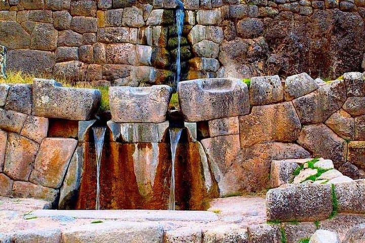 Cusco Half-Day Four Ruins Tour: Sacsayhuaman, Qenqo, Puca Pucara & Tambomachay photo 4