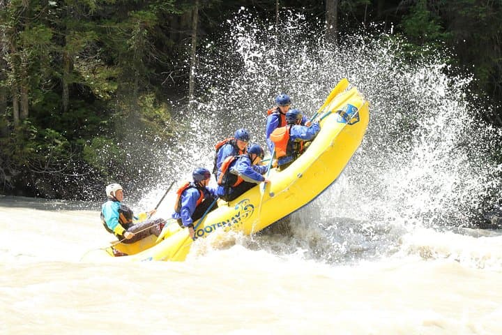 Extreme Whitewater Rafting on Kicking Horse River — Class III–IV Rapids Near Golden, BC