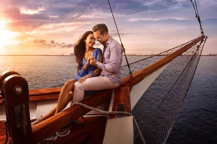 sunset-dinner-cruise-on-a-spanish-galleon-in-cancun-nichupte-lagoon
