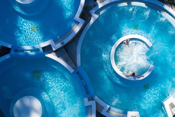 Hanmer Springs Thermal Pools & Spa: Guide to Soaking, Slides & Mountain Views photo 6
