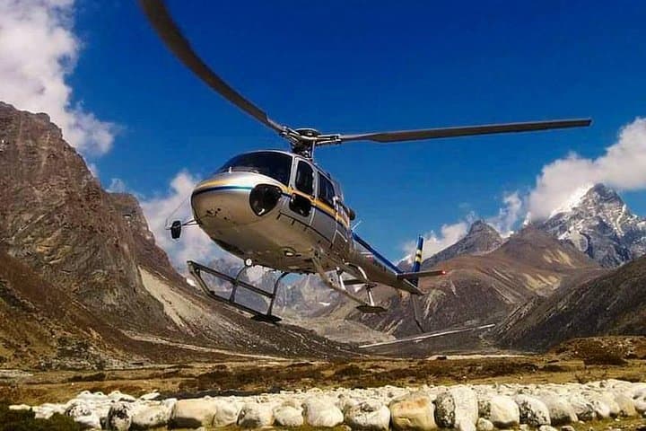 Everest Base Camp Helicopter Tour: 3-Hour Scenic Flight to Kala Patthar photo 2