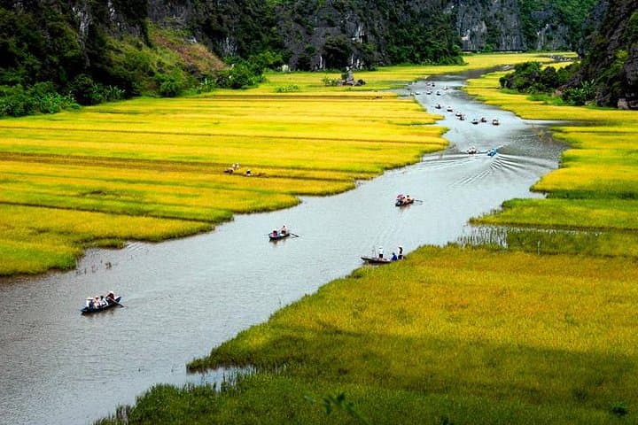 Hoa Lu, Tam Coc & Mua Cave: Full-Day Karst Loop from Hanoi photo 2