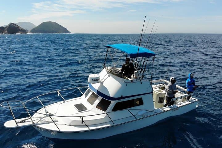 Private San Diego Half-Day Fishing Charter: Catch Kelp-Forest Species with a Local Captain photo 2