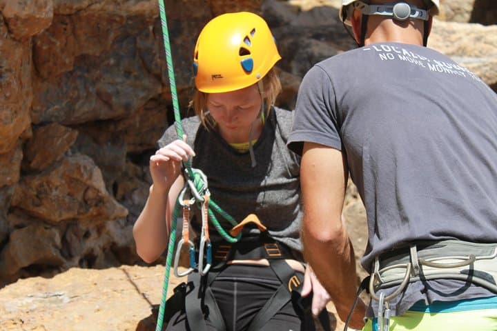 Rock Climbing in Cascais: Ocean-Edge Limestone Routes Near Lisbon photo 4