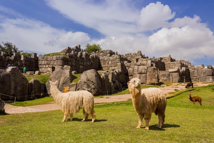 6-Day Best of Peru: Cusco, Machu Picchu & Lake Titicaca — Complete Small-Group Tour photo 4