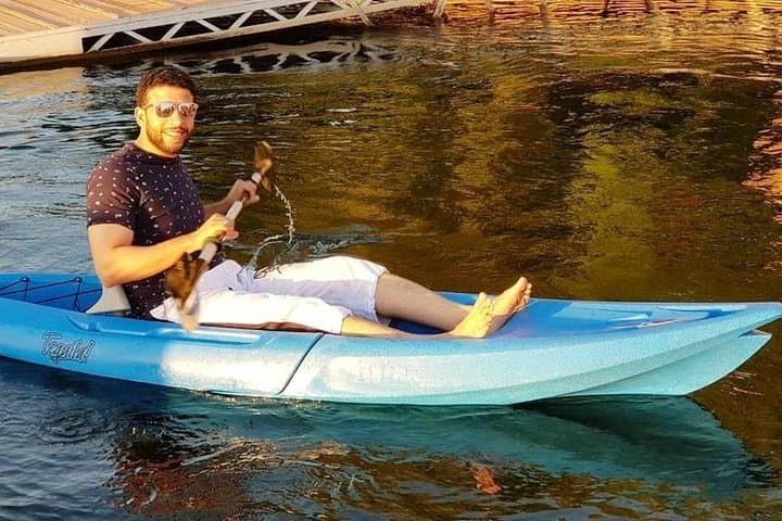 Private Nile Kayak Ride at Sunset in Luxor — Paddle by Luxor Temple photo 2