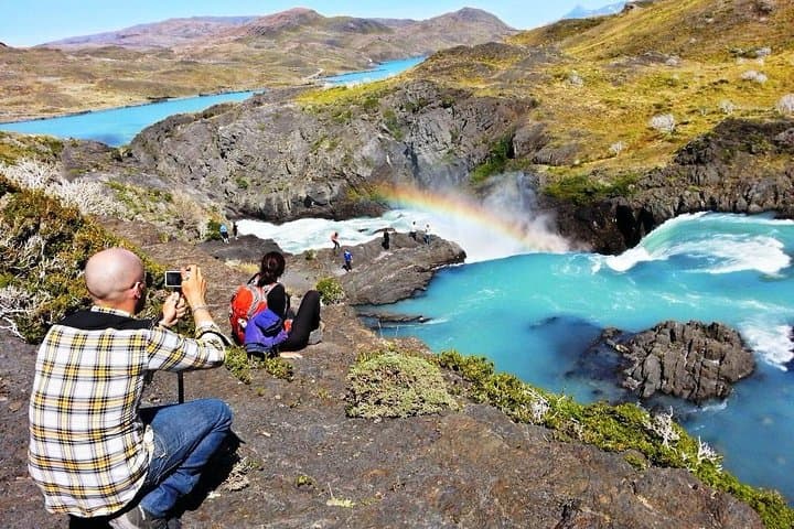 Torres del Paine Full-Day Overland 4x4 from El Calafate — Salto Grande, Pehoe & Laguna Amarga photo 5