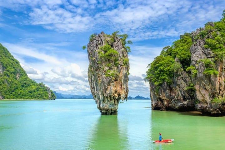 James Bond Island & Hong Island Canoeing: Full-Day Speedboat Adventure from Phuket