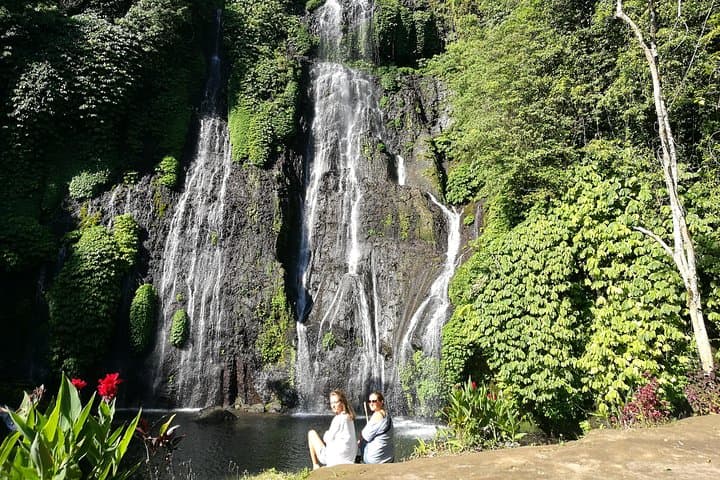 Bali’s North-to-West Day Loop: Ulun Danu, Banyumala Falls, Jatiluwih & Tanah Lot photo 1