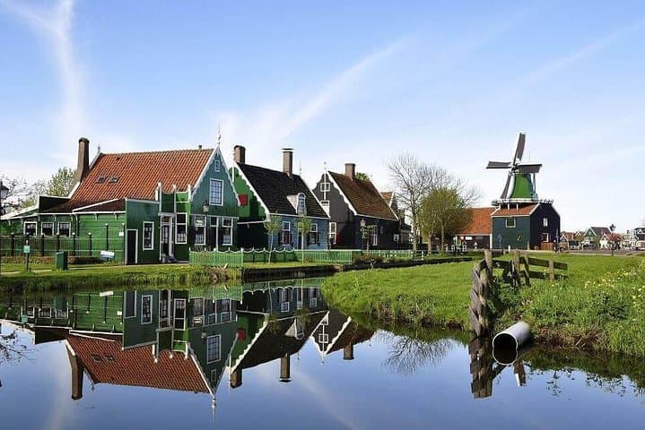 4-Day Amsterdam and Paris Highlights: Keukenhof, Zaanse Schans & Paris Sights photo 1