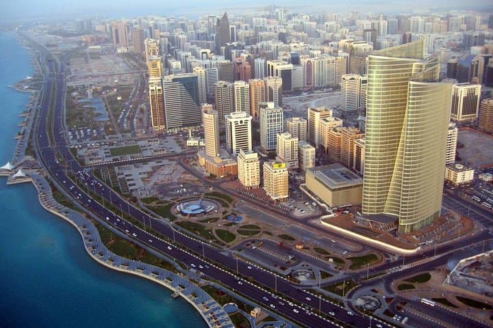 Private Full-Day Abu Dhabi Tour: Sheikh Zayed Mosque, Corniche & Heritage Village photo 3
