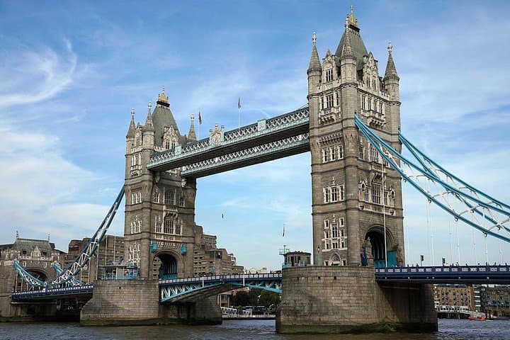 Private London Panoramic Tour by Luxury Sedan — Chauffeured City Highlights photo 3