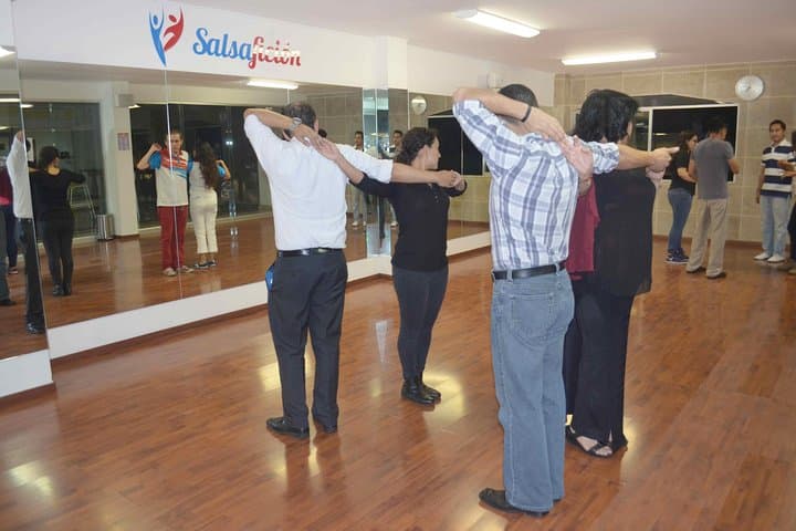 Private Salsa & Bachata Classes in Mexico City — 1-on-1 Lessons in Iconic Parks and Studios photo 5