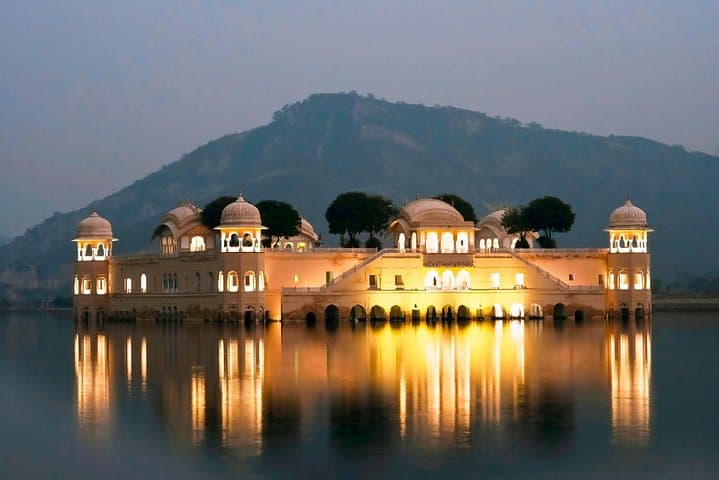 Luxury Jaipur: 2-Night, 3-Day Private Tour from New Delhi photo 2