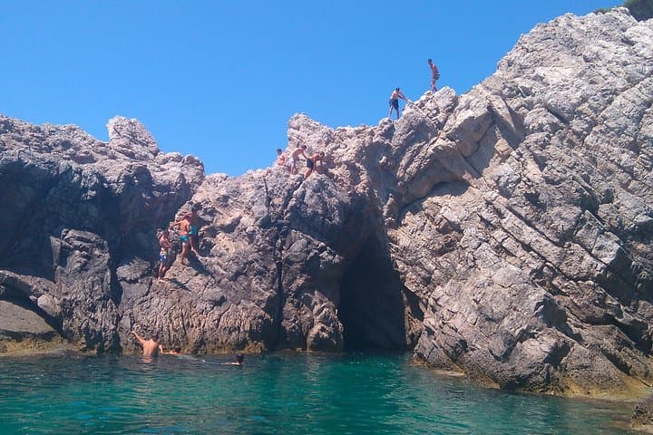 Dubrovnik Blue Cave Morning Sea Safari: 5-Hour Speedboat Trip to Caves and Šunj Beach photo 4