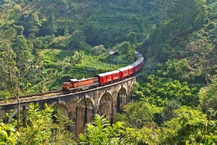 Scenic Hill Country Train from Nuwara Eliya (Ambewela) to Ella — Sri Lanka